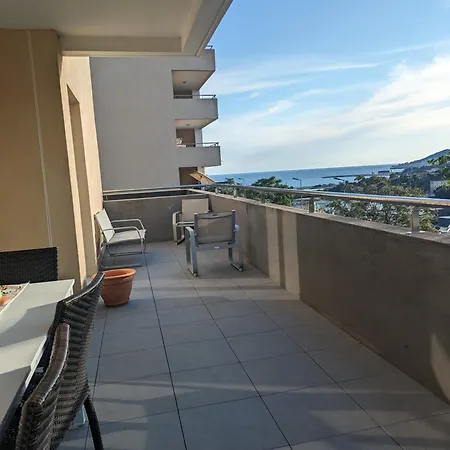 Appartamento Joli Cocon A Avec Terrasse Vue *